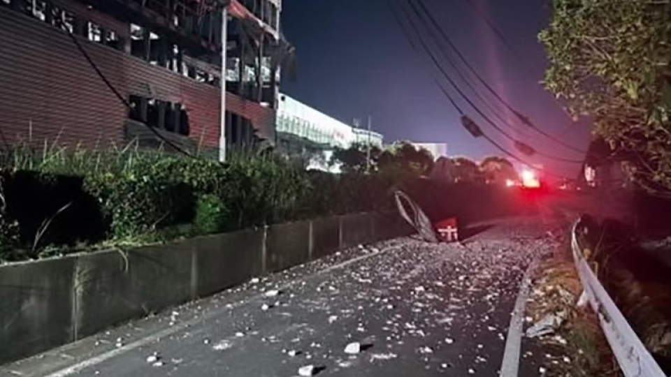 the-site-of-an-explosion-at-the-aeon-mall-shopping-center-in-kashima.jpg
