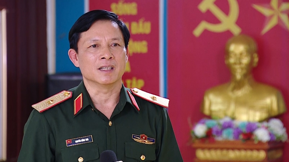 thieu-tuong-nguyen-hong-thai-pho-chinh-uy-quan-khu-2.png