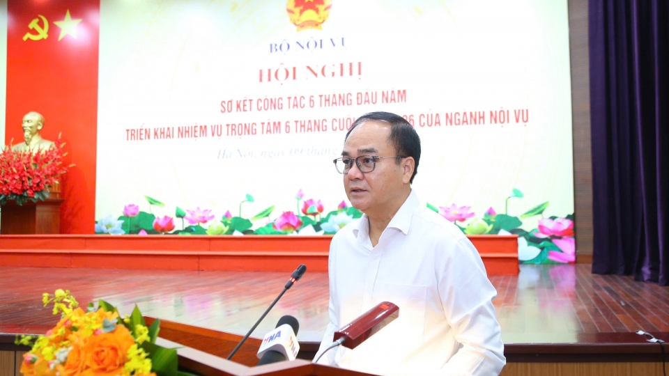 thu-truong-bo-noi-vu.jpg