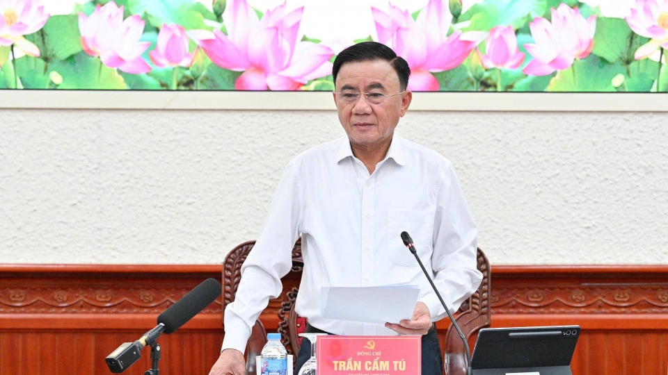 thuong-truc-ban-bi-thu-lam-viec-voi-bo-tu-phap-3-1.jpg