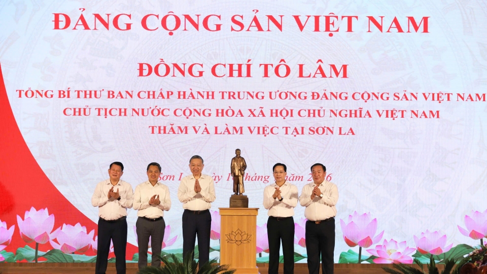 tong-bi-thu-chu-tich-nuoc-lam-viec-ban-thuong-vu-son-la.jpg