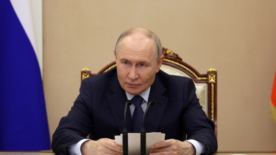 tong-thong-nga-vladimir-putin-kremlin.jpg