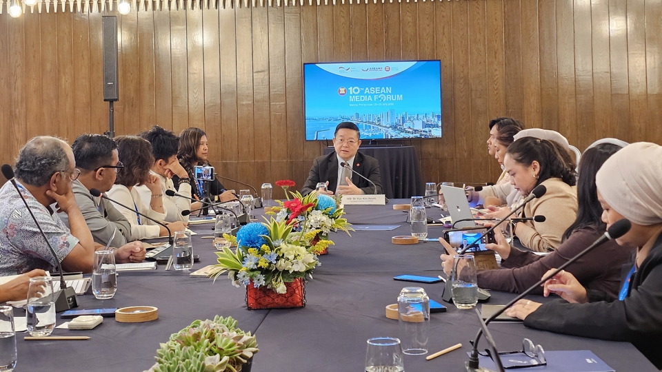 ttk-asean-doi-thoai.jpg