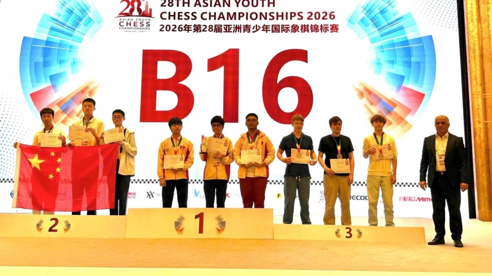 vietnam-wins-gold-at-asian-chess-championships.jpg