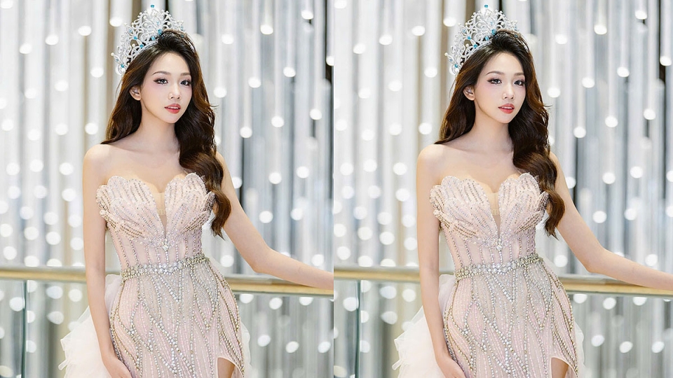 Sao Việt 16-8: Hoa hậu Hà Linh 18 tuổi trúng tuyển 4 trường đại học