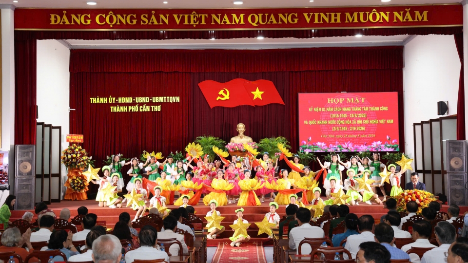 can-tho-ky-niem-81-nam-quoc-khanh-1.jpg
