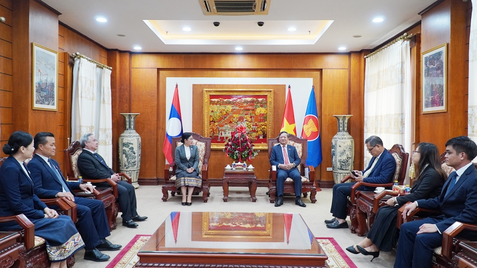 dai-su-nguyen-minh-tam-tiep-doan-uy-ban-kiem-tra-trung-uong.jpg