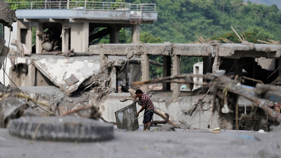 flash-flooding-reuters-3.jpg
