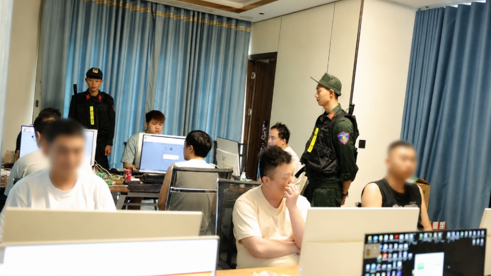 nguoi-trung-quoc-pham-toi.png