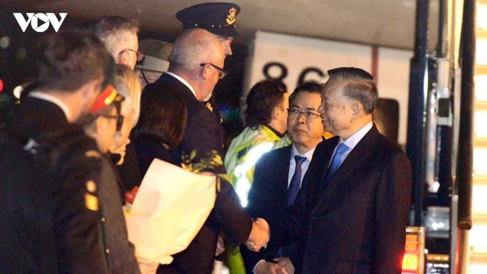 party-general-secretary-and-state-president-to-lam-arrived-in-sydney-on-august-9.jpg
