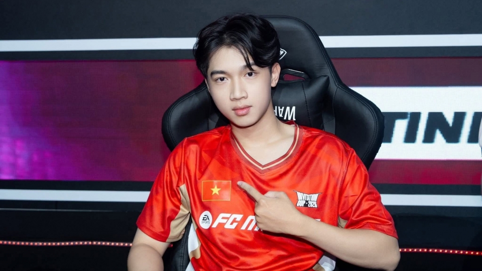 pham-anh-tu.jpg