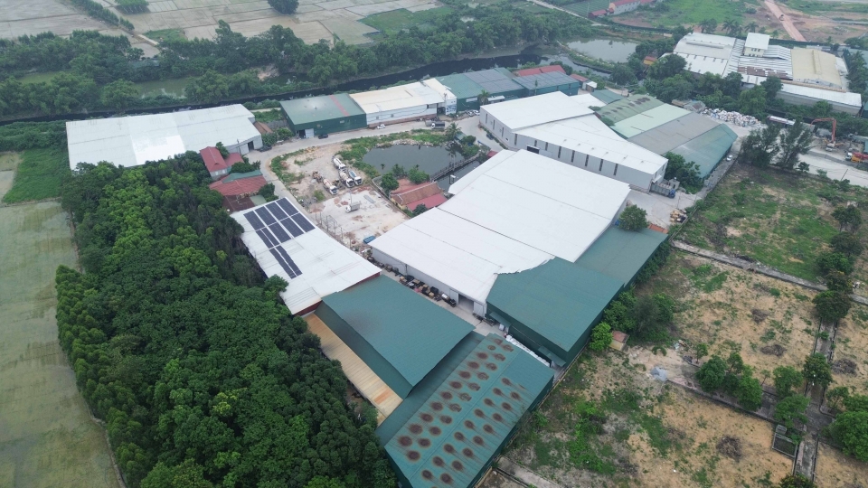 Nhà xưởng trái phép "mọc" trên đất nông nghiệp ở Phương Liễu, Bắc Ninh