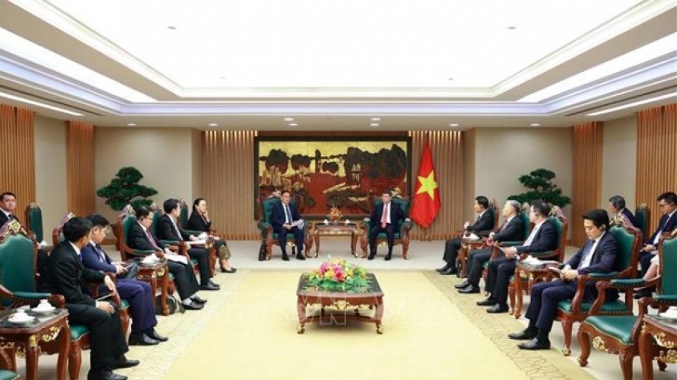 prime-minister-le-minh-hung-receives-lao-vice-prime-minister-and-minister-of-finance-santiphab-phomvihane-cover-photo.jpg
