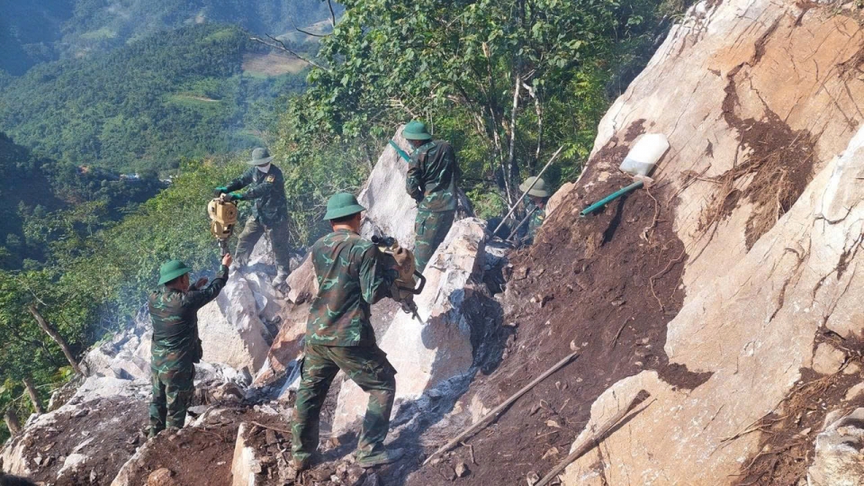 quy-tap-hai-cot-liet-si-1.jpg