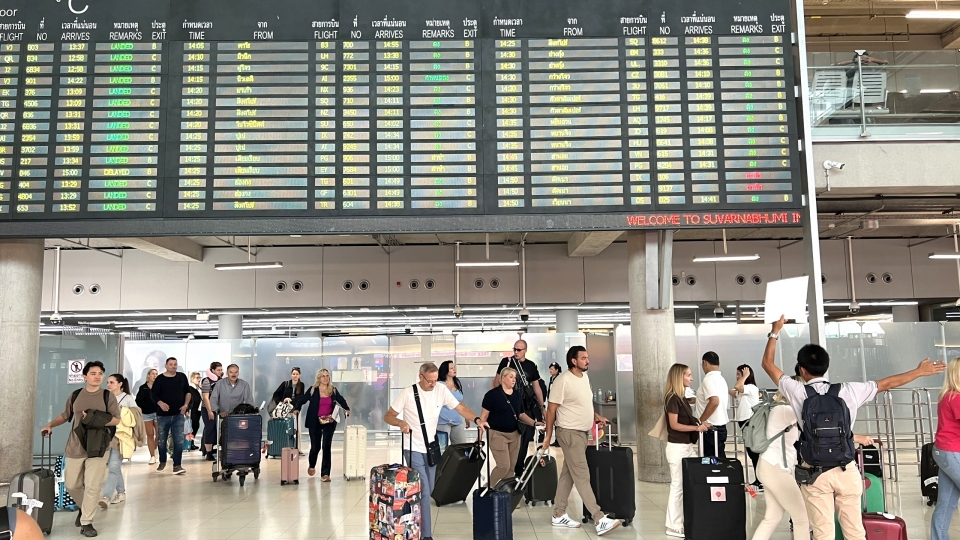 sanh-den-quoc-te-tai-san-bay-suvarnabhumi-bangkok.-anh_-vov-bangkok-1.jpg