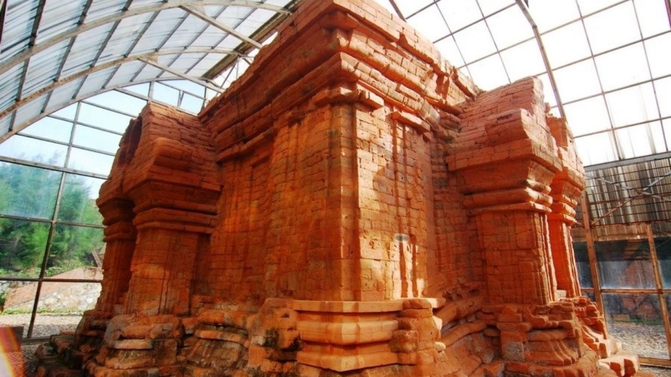 thap-cham-phu-dien.jpg