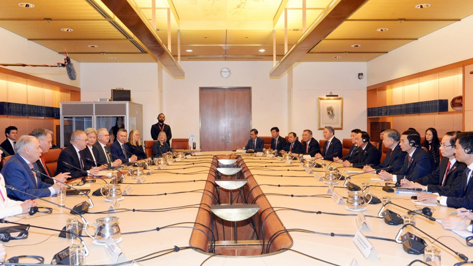to-lam-and-anthony-albanese-vietnam-australia.jpg