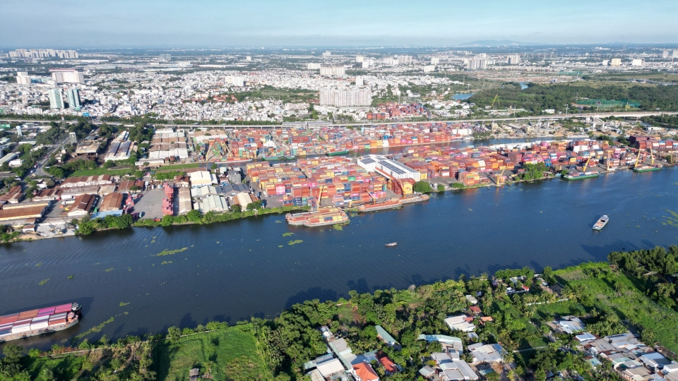 tphcm-khong-de-muc-tieu-thu-ngan-sach-hon-1-trieu-ty-dong-dat-ket-qua-tren-giay-2.jpg