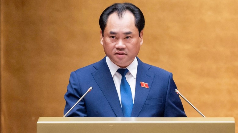 trinh-viet-hung.jpg