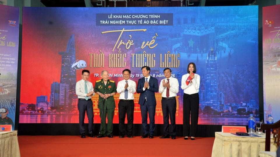 tro-ve-thoi-khac-thieng-lieng-tai-dinh-doc-lap-9_1.jpg