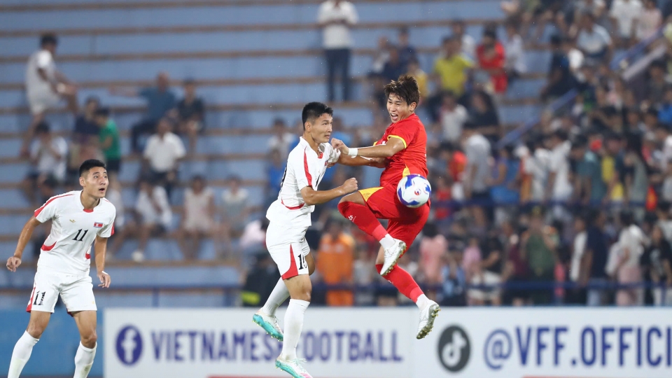 truc-tiep-u20-viet-nam-vs-u20-trieu-tien-10.jpg