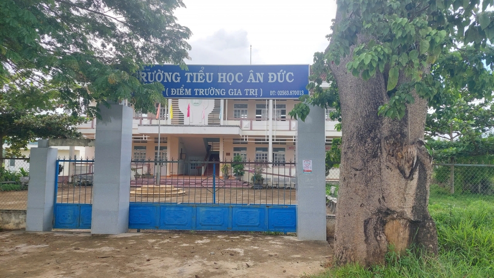 truong-hoc-anh-1.jpg