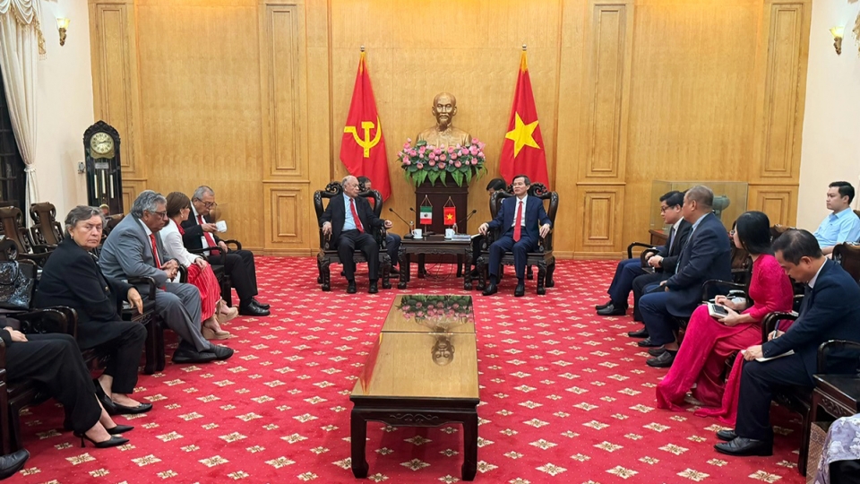 vietnam-mexican-labour-party-expand-exchanges.jpg