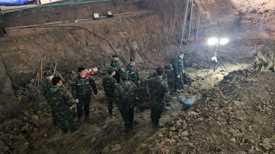1-dao-tham-do-mo-rong-tim-kiem-tai-khu-a-cong-vien-le-thi-rieng-anh_-duy-phuong.jpg