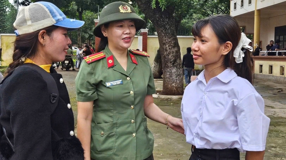 4-9-truong-cand1.jpg