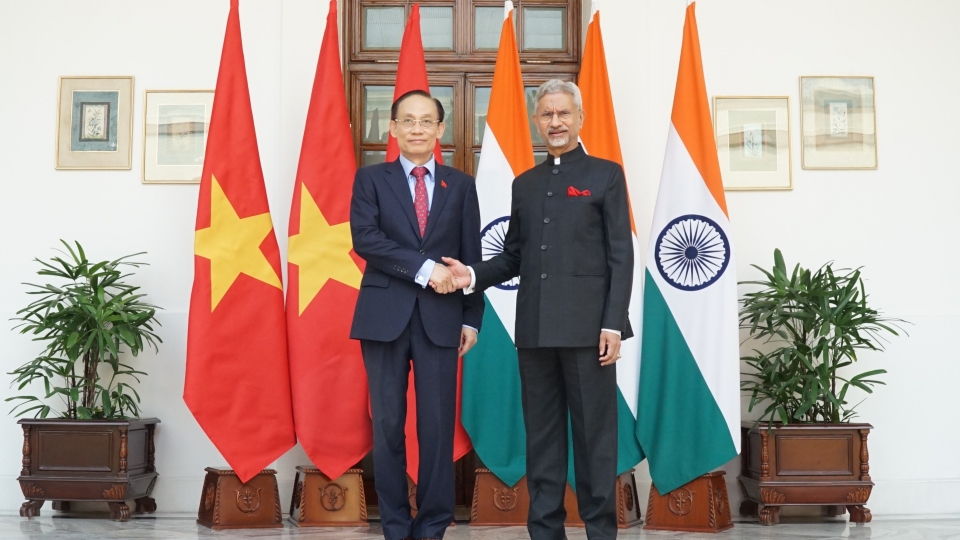 bo-truong-ngoai-giao-viet-nam-an-do-dong-chu-tri-ky-hop-lan-thu-19-uy-ban-hon-hop-viet-nam-an-do-ve-hop-tac-kinh-te-thuong-mai-khoa-hoc-va-cong-nghe.-anh_-dinh-nam.jpg
