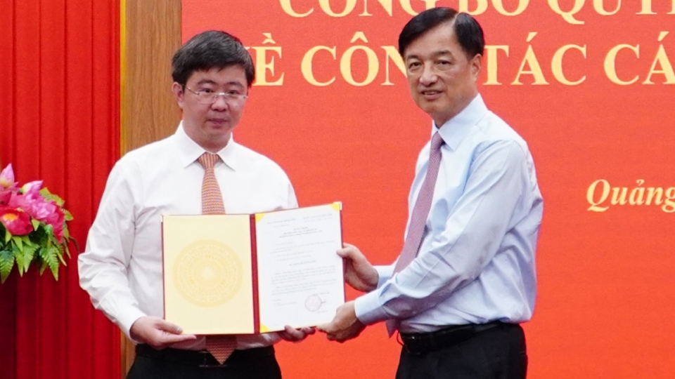 bui-hoang-phuong-giu-chuc-pho-bi-thu-quang-tri.jpg