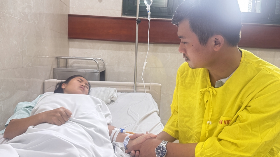 co-giao-cuu-be-2-tuoi-giua-duong-mong-moi-ngay-tro-ve-ben-con-3.jpg