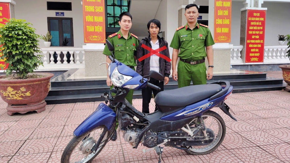 cong-an-chi-linh-hai-phong-bat-doi-tuong-trom-cap.gif