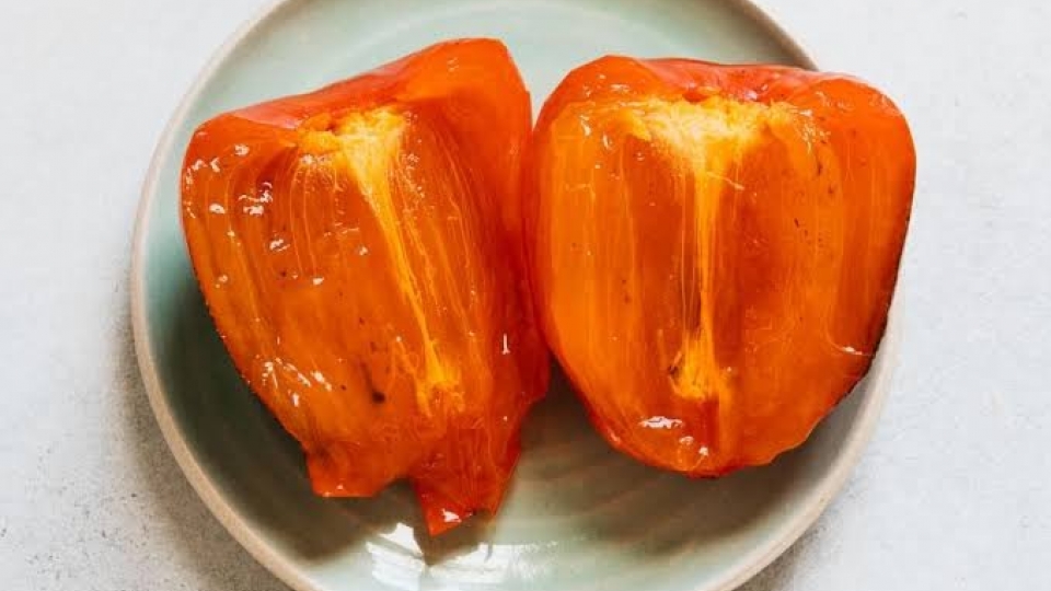 mon-ngon-tu-qua-hong.png