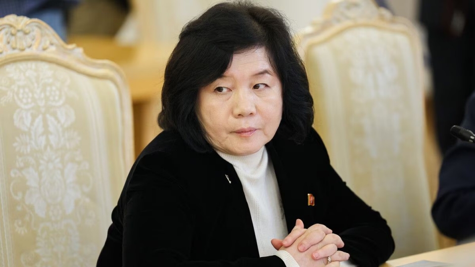 ngoai-truong-trieu-tien-choe-son-hui.-anh-jiji-press.jpg