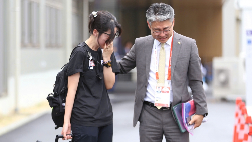 nha-vo-dich-olympic-bat-khoc-nuc-no-khi-that-bai-o-asiad-2026.jpg
