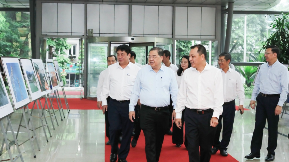 pho-thu-tuong-pham-gia-tuc-evn-6.jpg