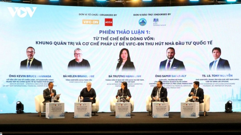 the-vietnam-international-financial-centre-in-da-nang-a-panel-discussioon.jpg