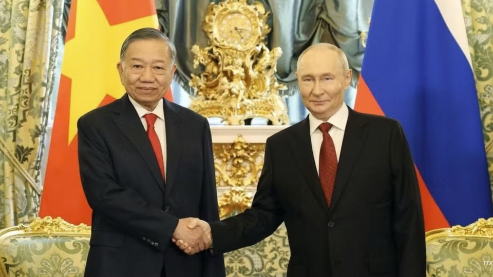 top-leader-to-lam-and-russian-president-putin-cover-photo.jpg