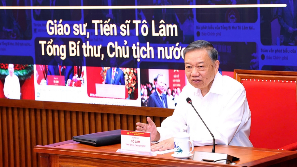top-leader-to-lam-strategic-leadership.jpg