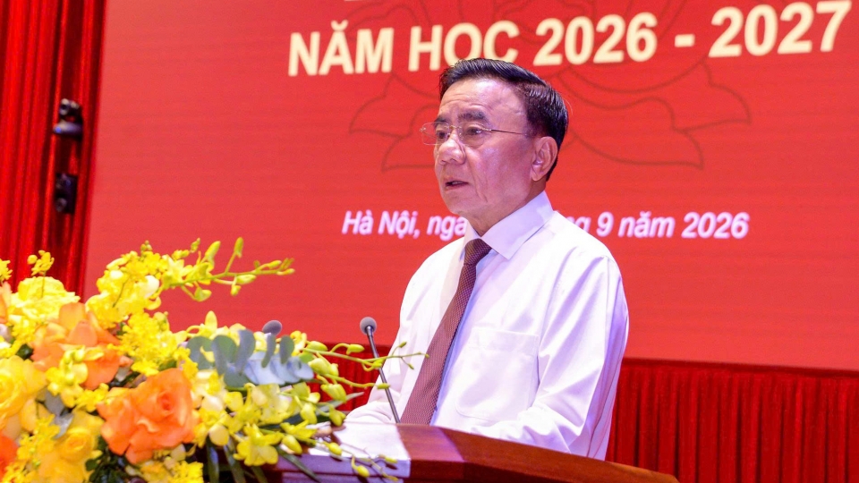 tran-cam-tu-du-khai-giang-hoc-vien-chinh-tri.jpg