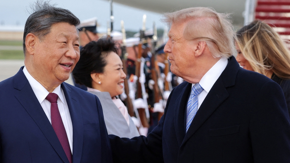 trump-don-tap-tai-andrew.jpg