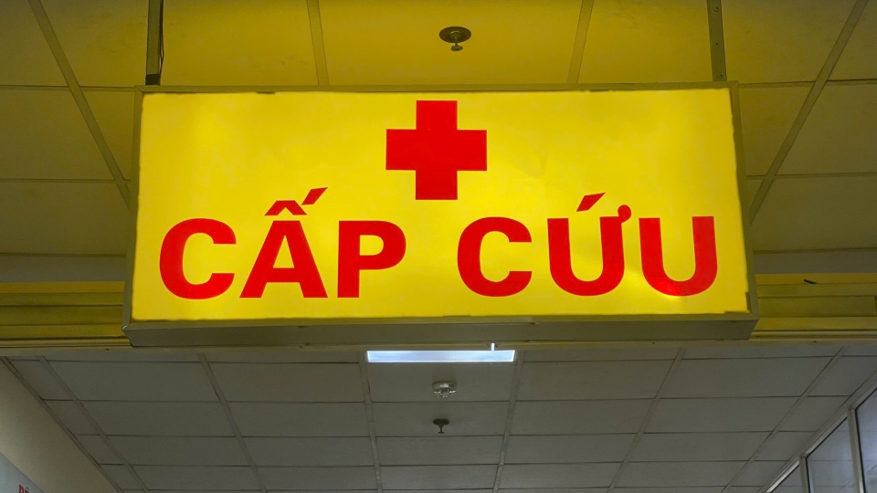 vu-chay-o-tay-ho_cap-cuu.jpg