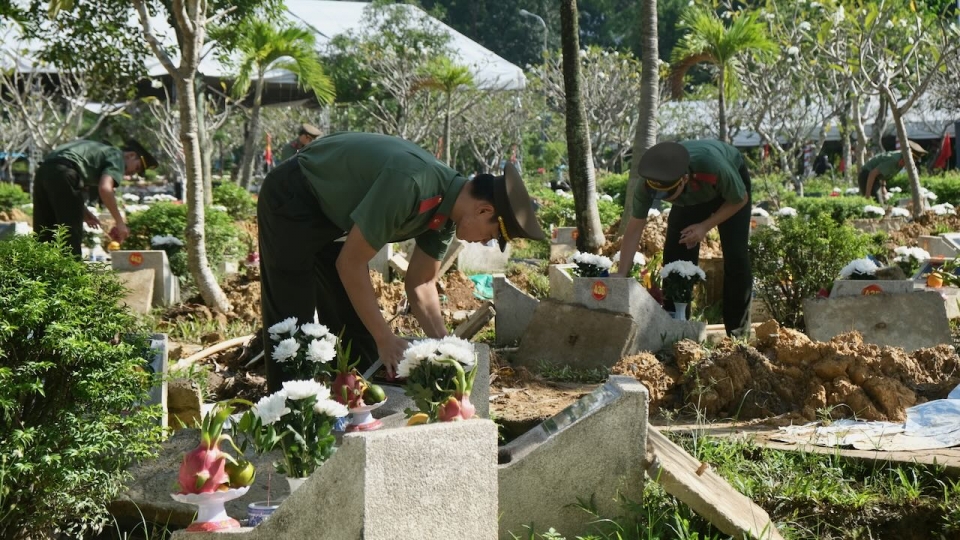 Chuẩn bị chu đáo trước khi đón 731 liệt sĩ tại Công viên Lê Thị Riêng về an nghỉ