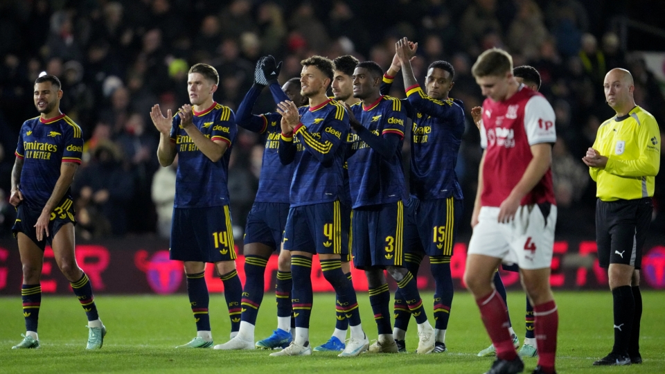 arsenal-thua-5.jpg