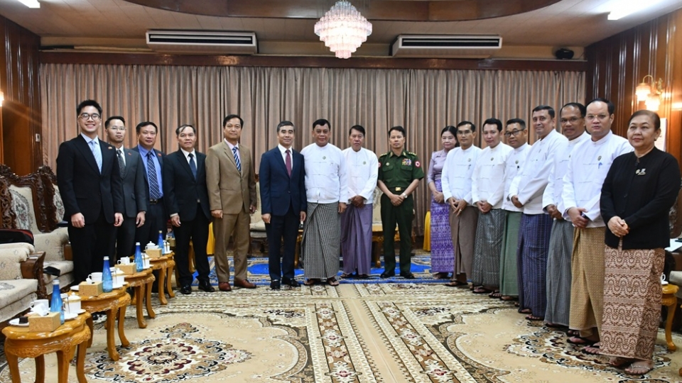 chinh-quyen-vung-yangon-cam-ket-tiep-tuc-dong-hanh-bao-dam-an-toan-va-tao-dieu-kien-thuan-loi-nhat-cho-cong-dong-doanh-nghiep-viet-nam-dang-hoat-dong-tai-dia-ban.jpg