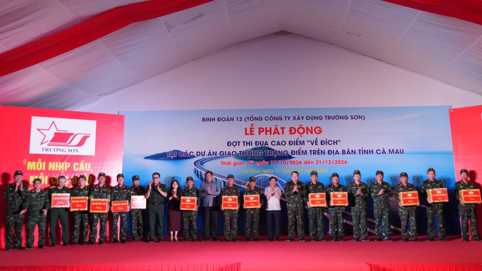 dat-mui-ca-mau-3.jpg