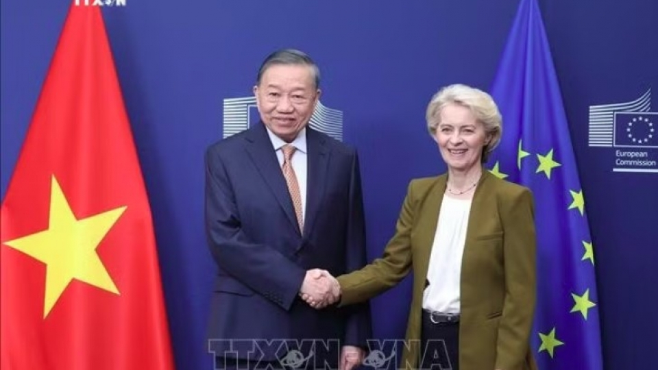 general-secretary-of-the-communist-party-of-vietnam-central-committee-and-state-president-to-lam-and-european-commission-president-ursula-von-der-leyen.jpg