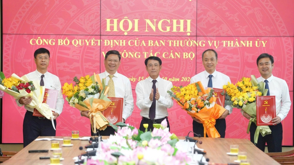 ha-noi-bo-nhiem-nhan-su-moi-3.jpg