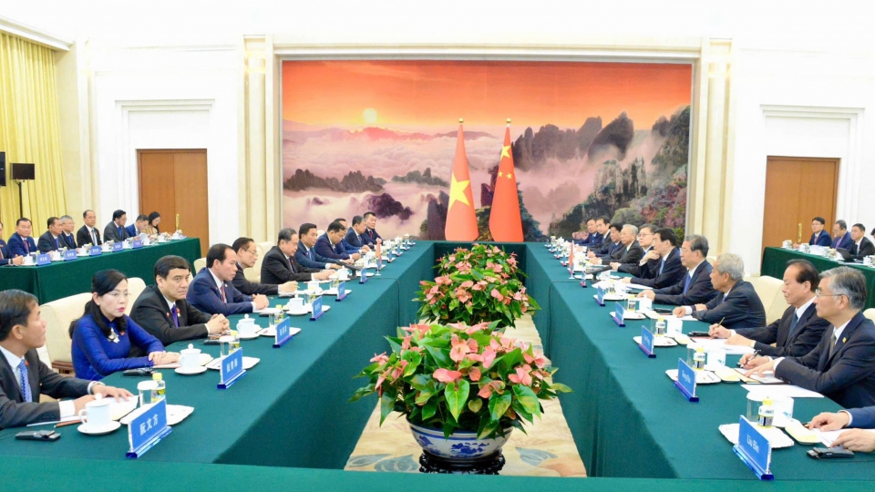 hoi-kien.jpg